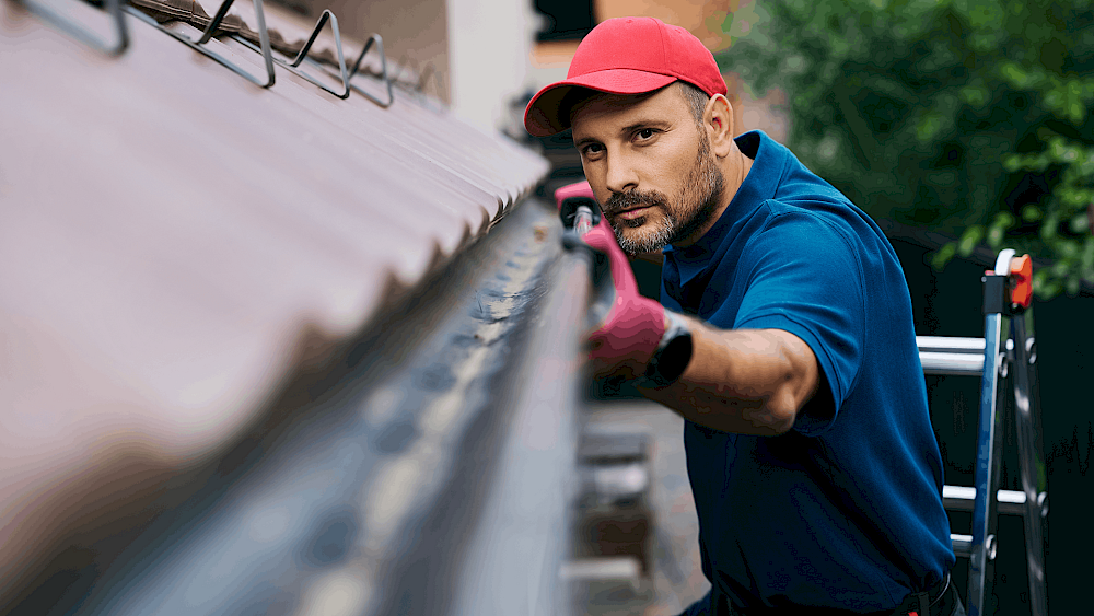 Cleaning and repairing home guttering system - request a quote